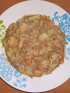 Una foto de Guiso de LentejasFácil y Ricas😋🍛🤤