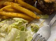 A picture of wheat bread crumbs