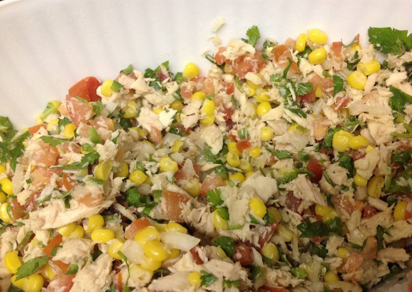 Ensalada de atún con elote