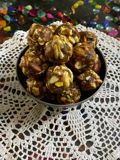 A picture of Dry Fruit Ladoo.
