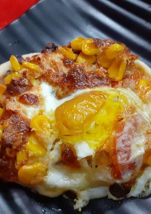 A picture of Cheesy Egg Boat.