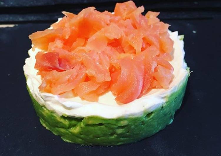 Le secret pour faire des recettes Millefeuille saumon fumé et avocat parfait