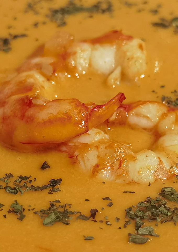 Una foto de Crema de gambón o langostinos