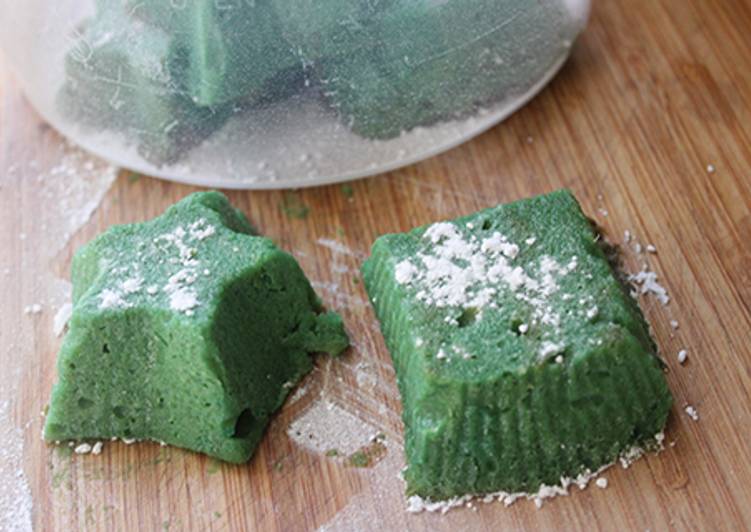 Polvorones azules con huevo