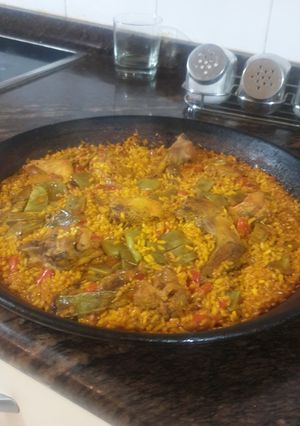 Una foto de Paella valenciana