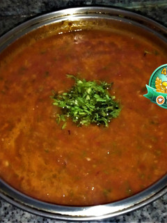 Una foto de Salsa 🌶Sriracha para:🥩🍗O 🍜