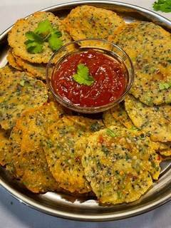 A picture of Masala Rice Crackers:.