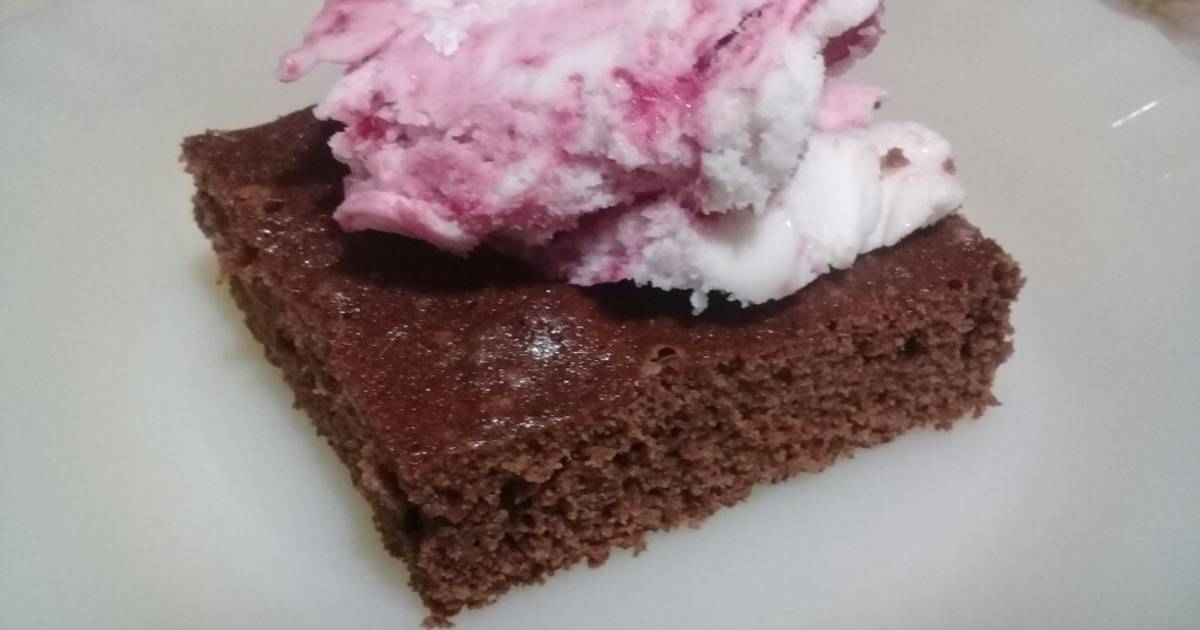 Brownie Súper Fácil, Acompañado Con Una Bocha De Helado Receta De ...