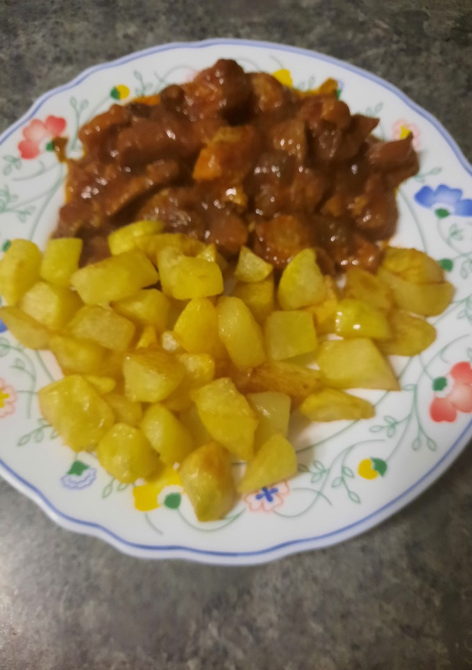 Una foto de Magro con tomate