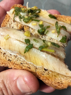 Una foto de Boquerones adobados en vinagre