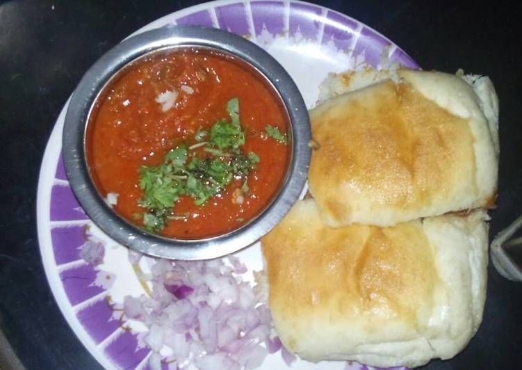 Simple Way to Make Quick Pav Bhaji