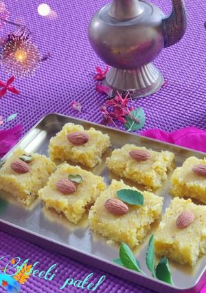 કોપરા પાક (kopra paak recipe in gujarati) રેસીપી મુખ્ય ફોટો