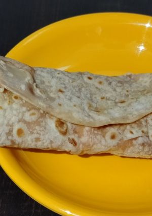 ફ્રેન્કી (Frankie Recipe In Gujarati) રેસીપી મુખ્ય ફોટો