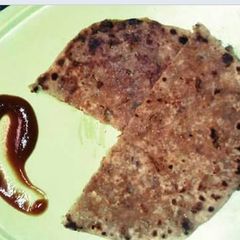 A picture of Soya Chunks paratha.