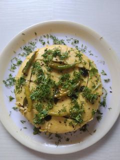 खमण ढोकळा (khaman dhokla recipe in marathi) रेसिपी चे मुख्य फोटो