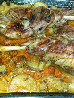 Una foto de Paletillas cordero al horno