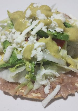 Una foto de Tostadas de frijoles
