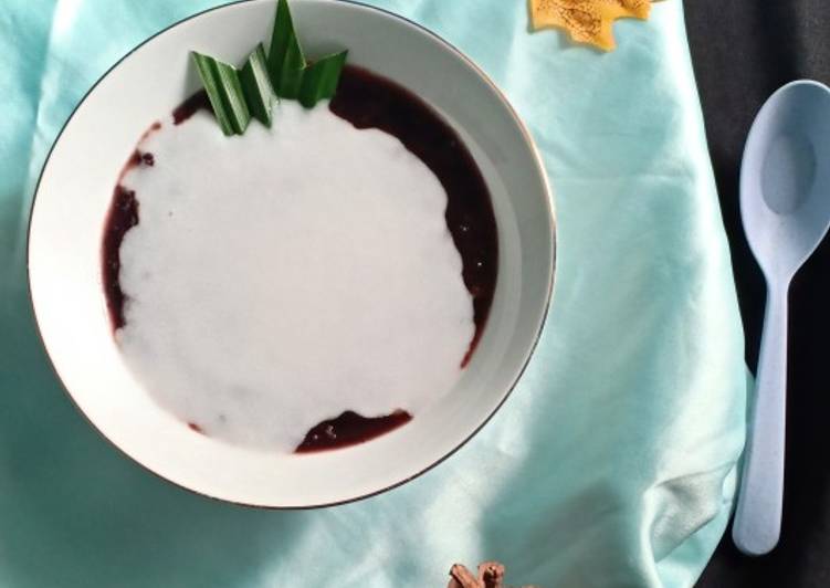 Bubur ketan hitam