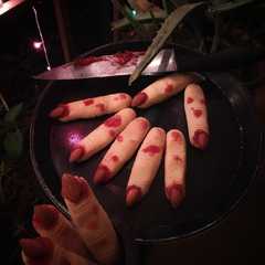 Spooky Witche's Fingers রেসিপির প্রধান ছবি