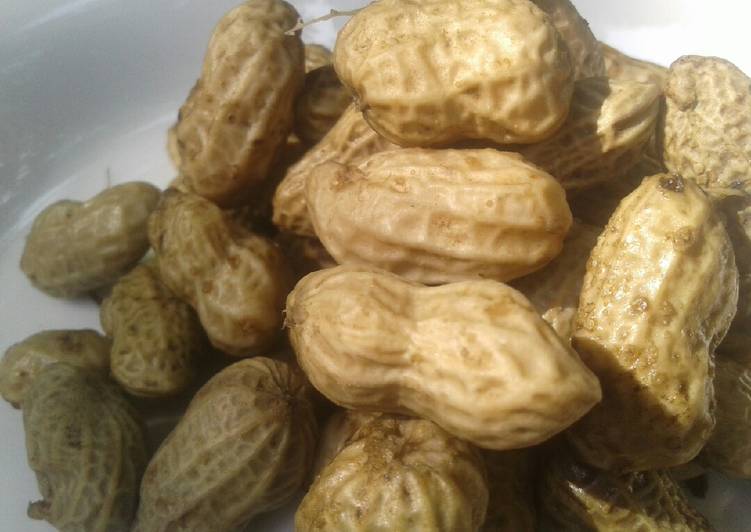 41. KACANG REBUS