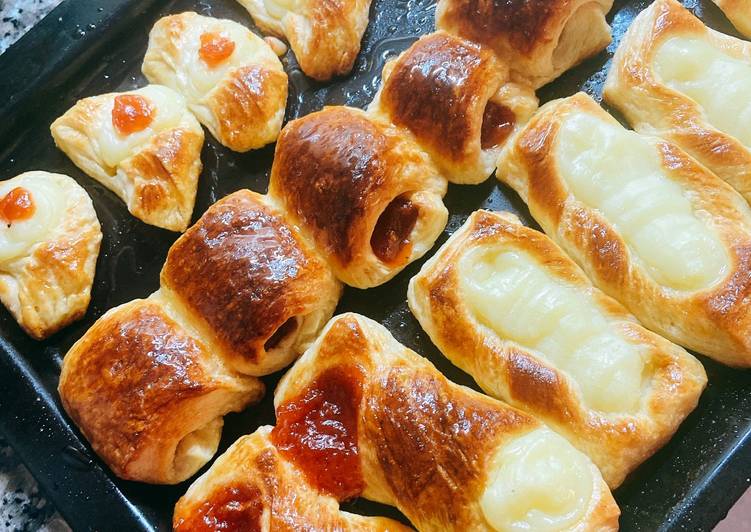 Facturas y medialunas de manteca
