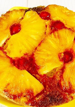 A picture of Pineapple Upside down cake.