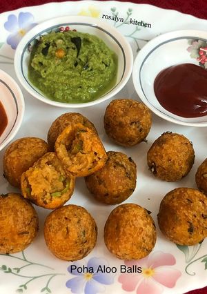 A picture of Poha Aloo Balls (Poha Aloo Pakoda).