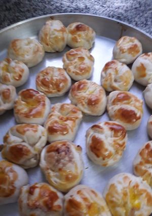 Foto principal de Knishes de papá y cebollitas al horno...#mundo.# familiar