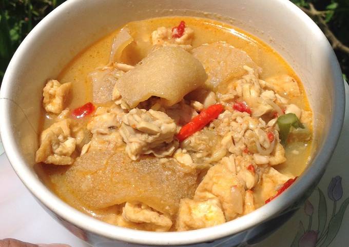 Ternyata ini loh! Resep memasak Sayur Santan Tempe Semangit Tahu Krecek dijamin sedap