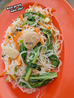 Foto resep Bihun goreng bakso & sayur