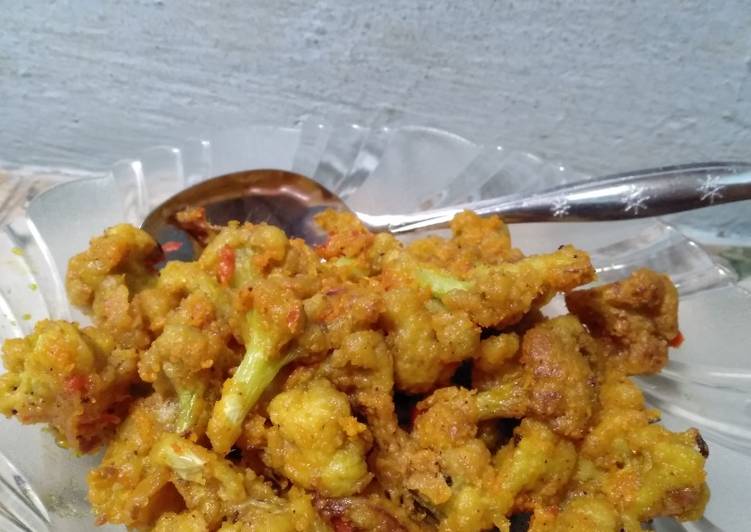 Kembang kol goreng bumbu kuning