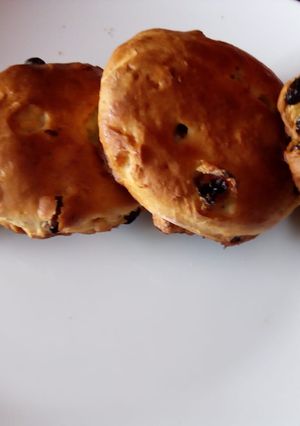 A picture of English Fruit Scones.