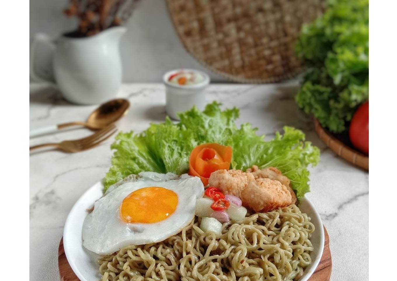Begini Cara Masak Mie Instan Rendah Kalori Praktis