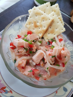 Una foto de Ceviche de salmón