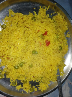 नमकीन पुलाव(namkeen pulao recipe in hindi) रेसिपी मुख्य फोटो