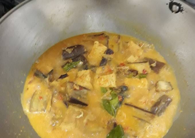 Resep: Sayur santan campur 3t (tongkol, tahu, terong) Untuk Jualan