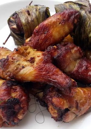 A picture of LG PANDAN FRIED CHICKEN(THAI TRADITIONAL DISH).