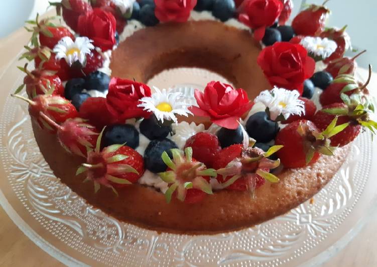 Gâteau aux fruits rouges