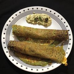 A picture of Egg Pesarattu.
