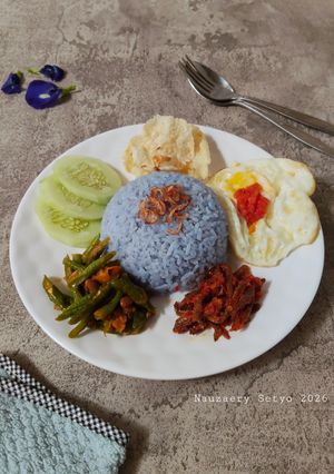Foto resep Nasi Uduk Bunga Telang