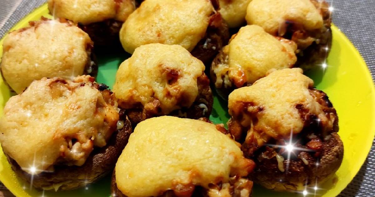 Шампиньоны фаршированные сыром и мясом в духовке | ХозОбоз - рецепты с историей