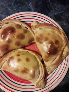 Una foto de Empanadas de pino en horno
