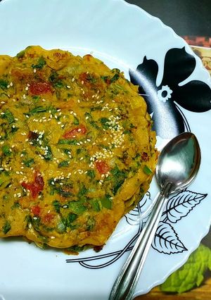 A picture of Palak Besan Chilla.
