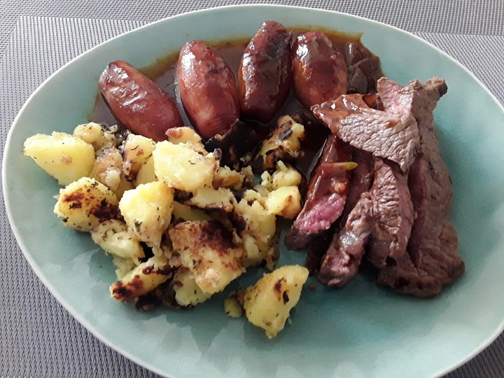 Easy Steps to Prepare Recipe Sig&amp;#39;s Separated Stifado that is Delicious, Delicious}