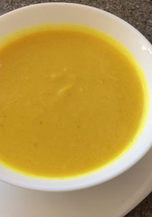 Curry patisszon krémleves recept fotója