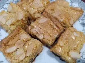 Foto resep 52. Fudgy Brownies White Chocolate Compound with Chocochip