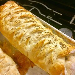 A picture of Reuben Loaf.