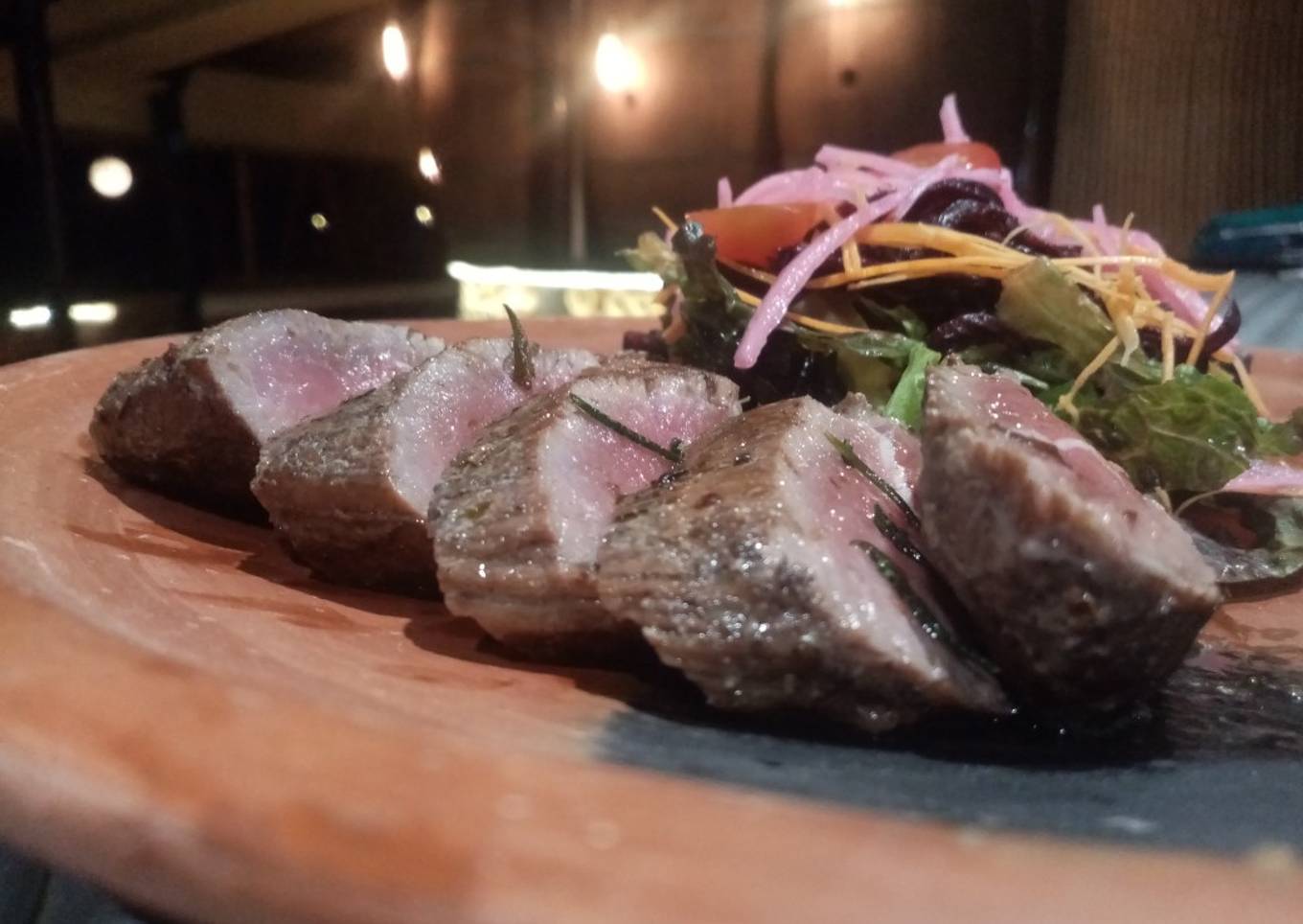 Arrachera🥩 al romero con ensalada de jamaica 🥬🥕🥗