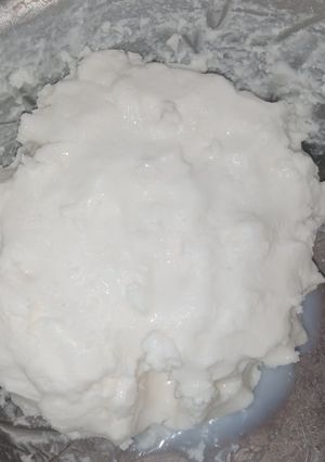 A picture of Desi makhan.