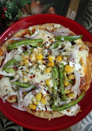A picture of Wheat thin crust pizza.